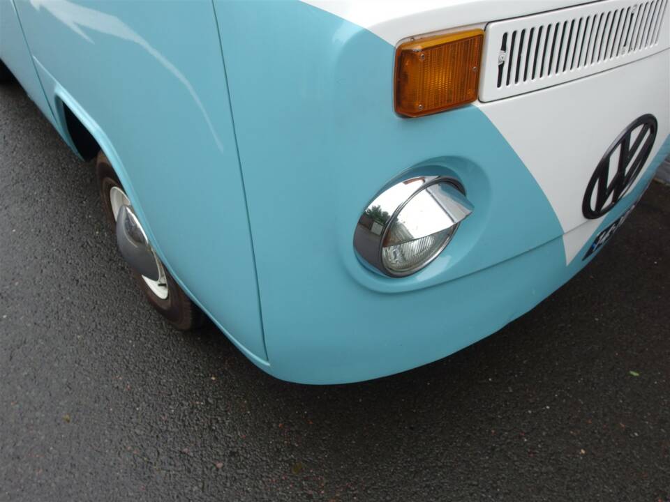 Bild 31/99 von Volkswagen T2b Kastenwagen (1977)