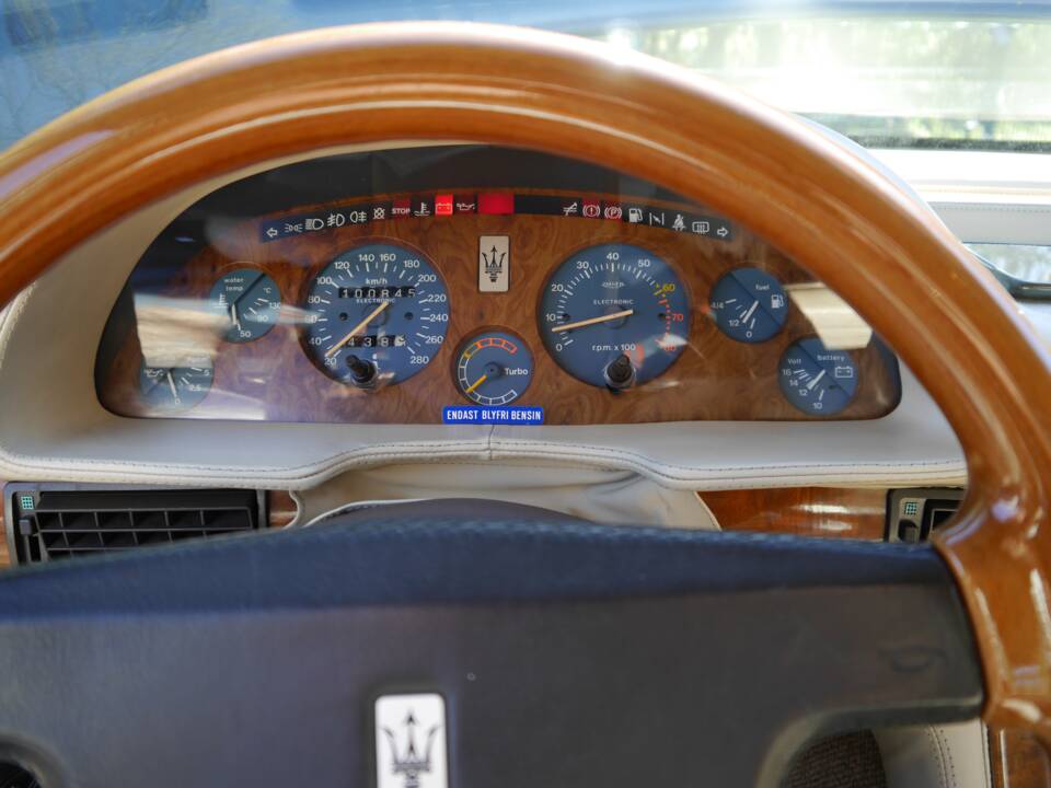 Bild 28/54 von Maserati 228i (1988)