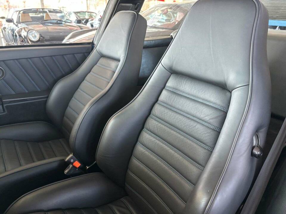 Image 13/20 de Porsche 911 2.7 S (1976)