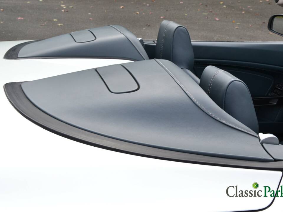 Image 26/50 of Aston Martin V8 Vantage (2007)