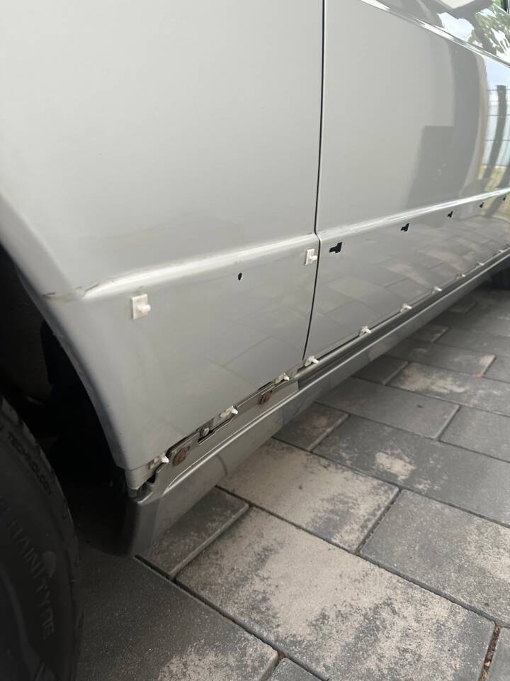 Immagine 23/49 di Mercedes-Benz 190 E (1990)