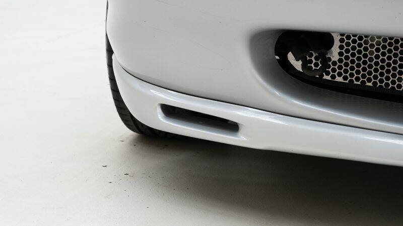 Immagine 13/15 di Mazda MX-5 1.8 (2000)