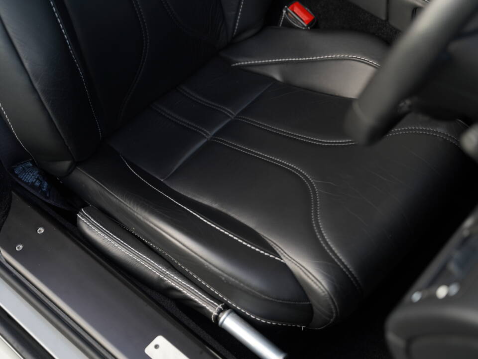 Imagen 19/50 de Aston Martin V12 Vantage (2012)