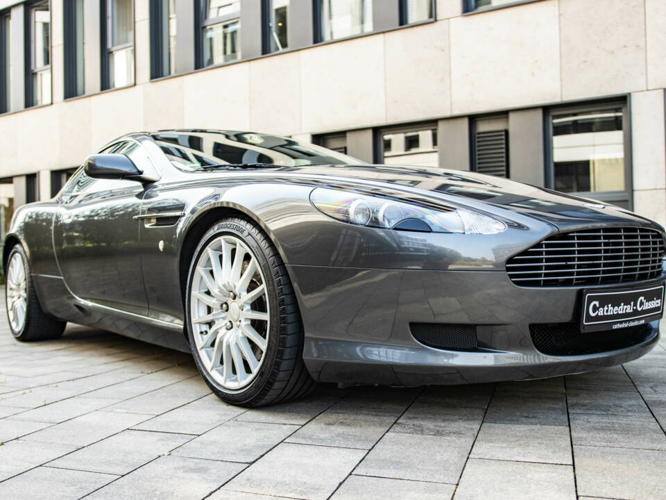 Imagen 12/50 de Aston Martin DB 9 (2006)