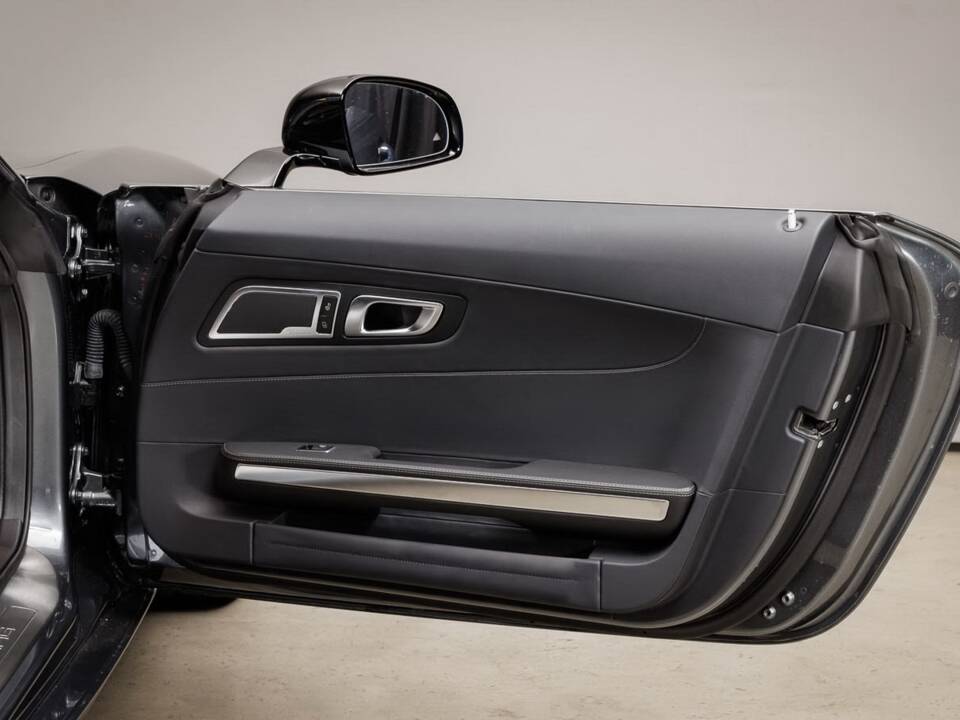 Image 22/29 of Mercedes-AMG GT-S (2015)