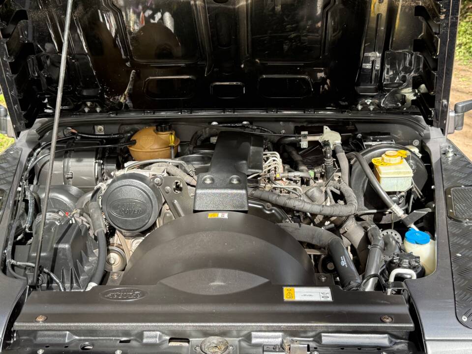 Image 16/16 de Land Rover Defender 90 (2010)