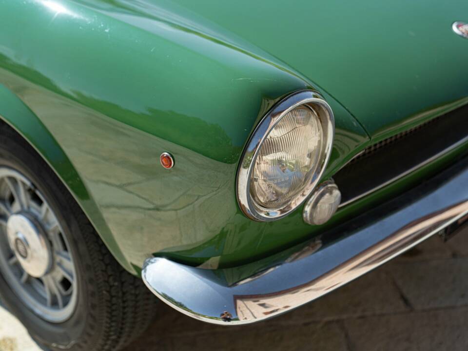 Image 16/50 of FIAT 124 Sport Coupe (1969)
