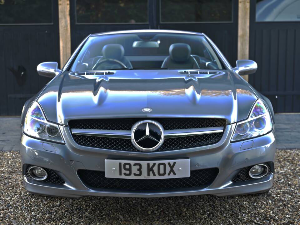 Imagen 3/50 de Mercedes-Benz SL 500 (2008)