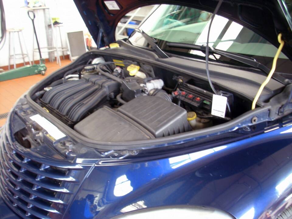 Image 12/13 of Chrysler PT Cruiser 2.4 (2005)