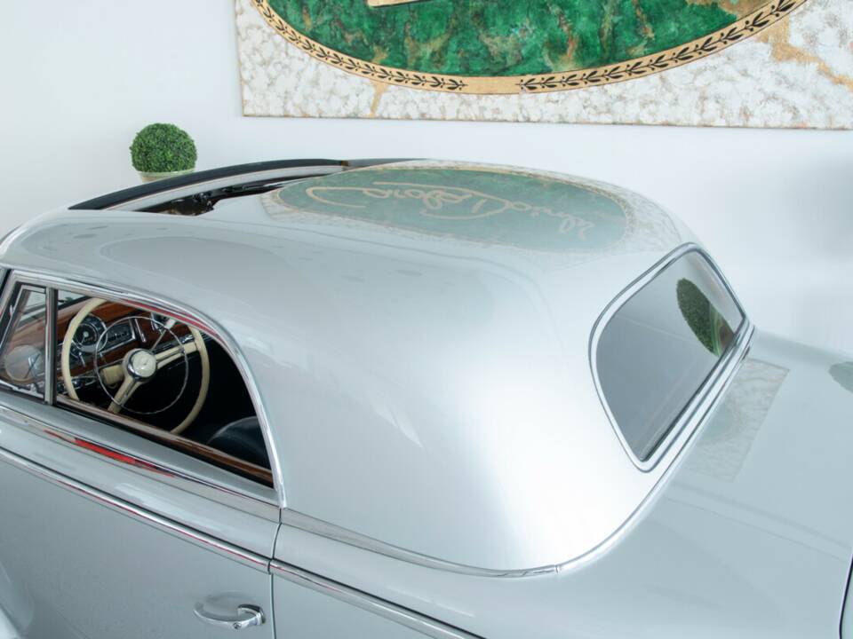 Immagine 34/39 di Mercedes-Benz 300 Sc Coupé (1956)