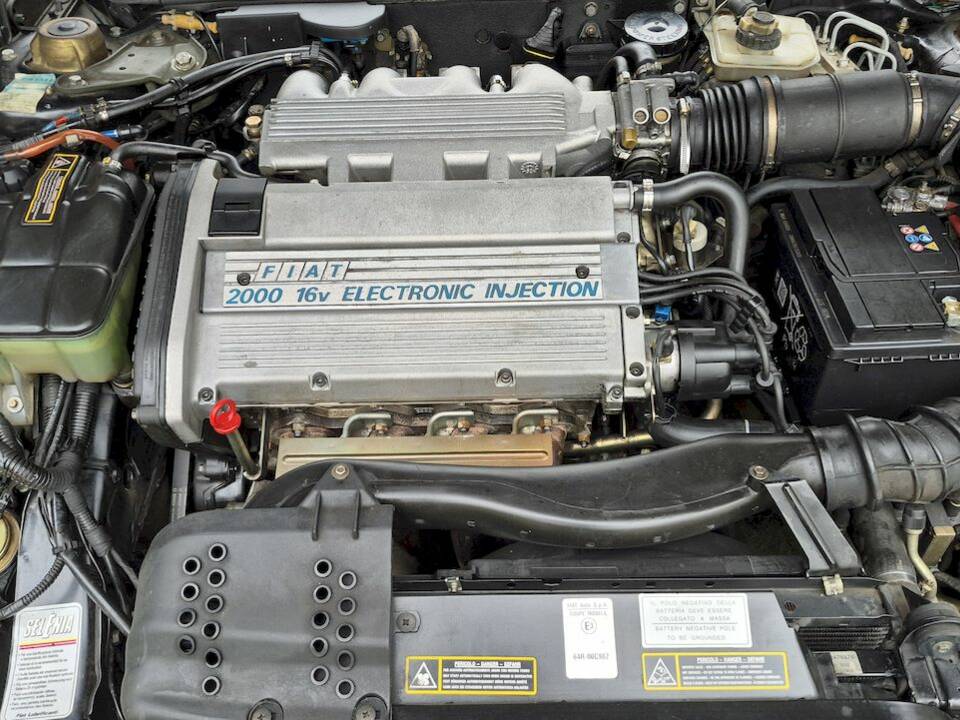 Immagine 61/63 di FIAT Coupé 2.0 16V (1994)