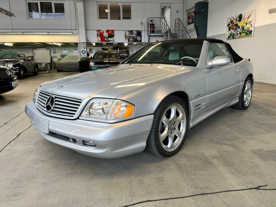 Image 79/82 of Mercedes-Benz SL 500 &quot;Silver Arrow&quot; (2001)