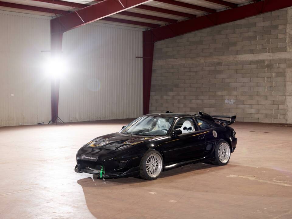 Bild 6/43 von Toyota MR2 2.0 (1990)