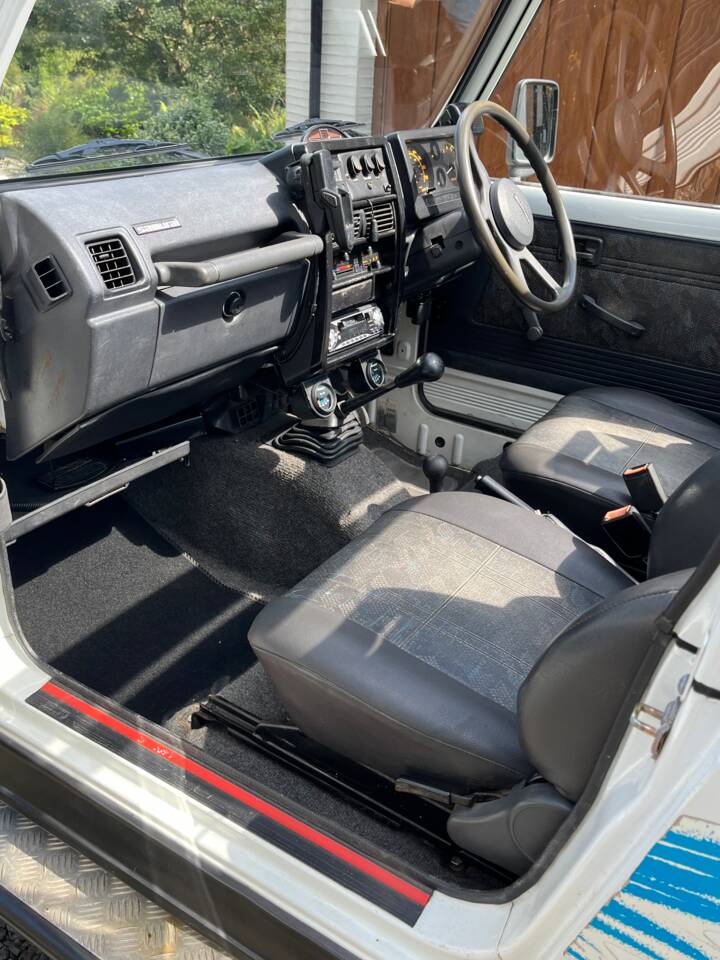 Image 8/21 of Suzuki SJ Samurai (1993)