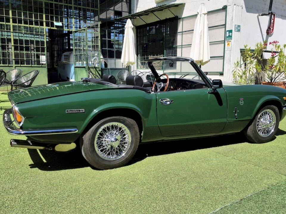 Image 11/62 of Triumph Spitfire Mk IV (1973)