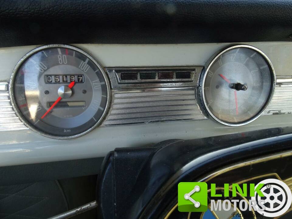 Image 2/10 of BMW 700 LS Luxus (1963)