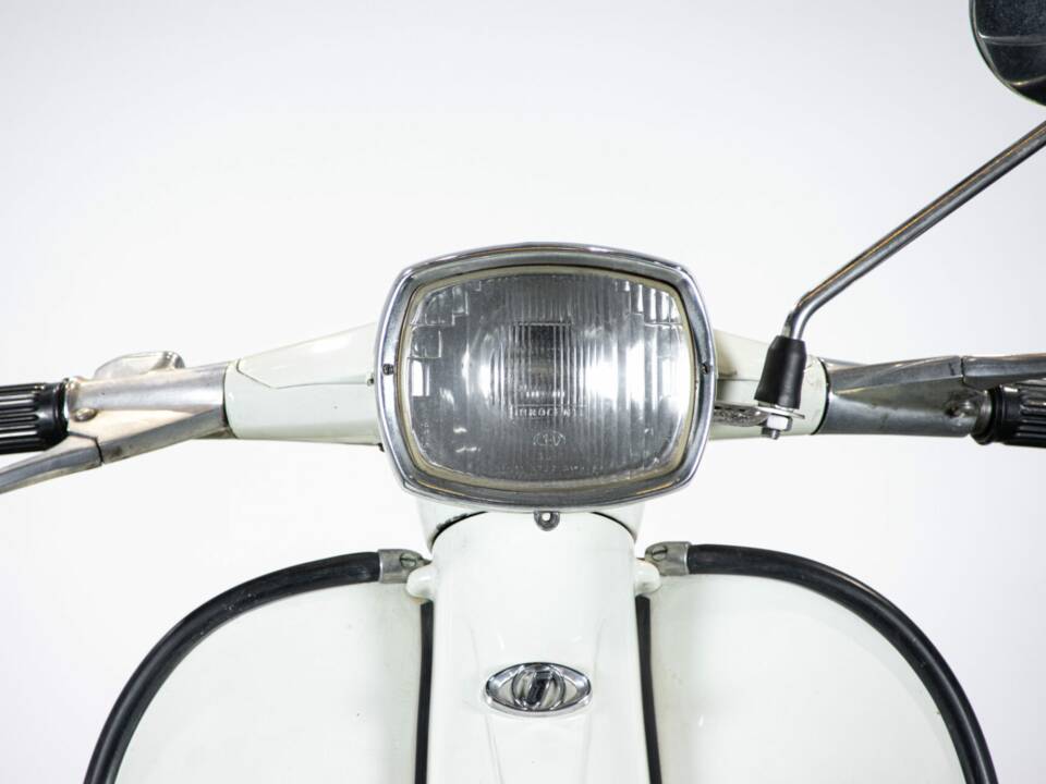 Immagine 32/45 di Innocenti Lambretta 150 DL (1970)