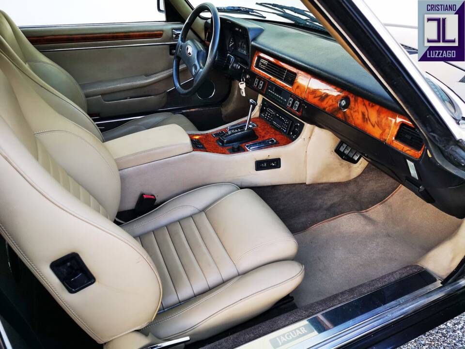 Image 23/70 of Jaguar XJ-S Convertible (1988)