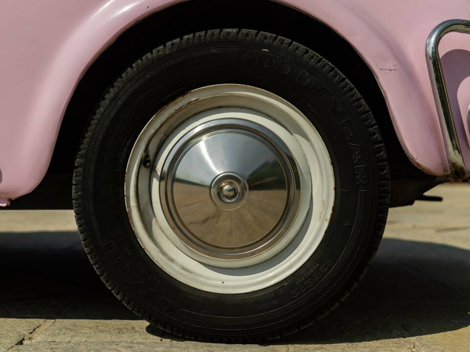 Image 19/46 of FIAT 500 L (1971)