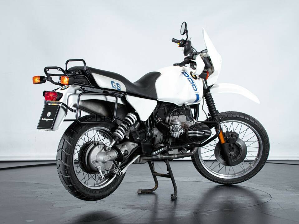 Image 6/50 de BMW R 80 GS (1989)