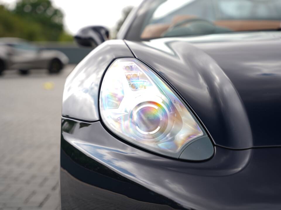 Image 35/50 de Ferrari California (2012)