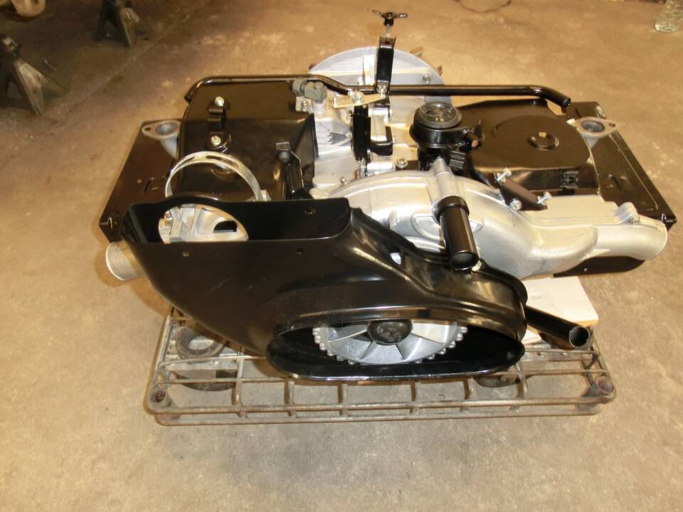 Image 44/73 of Volkswagen 1500 S (1964)