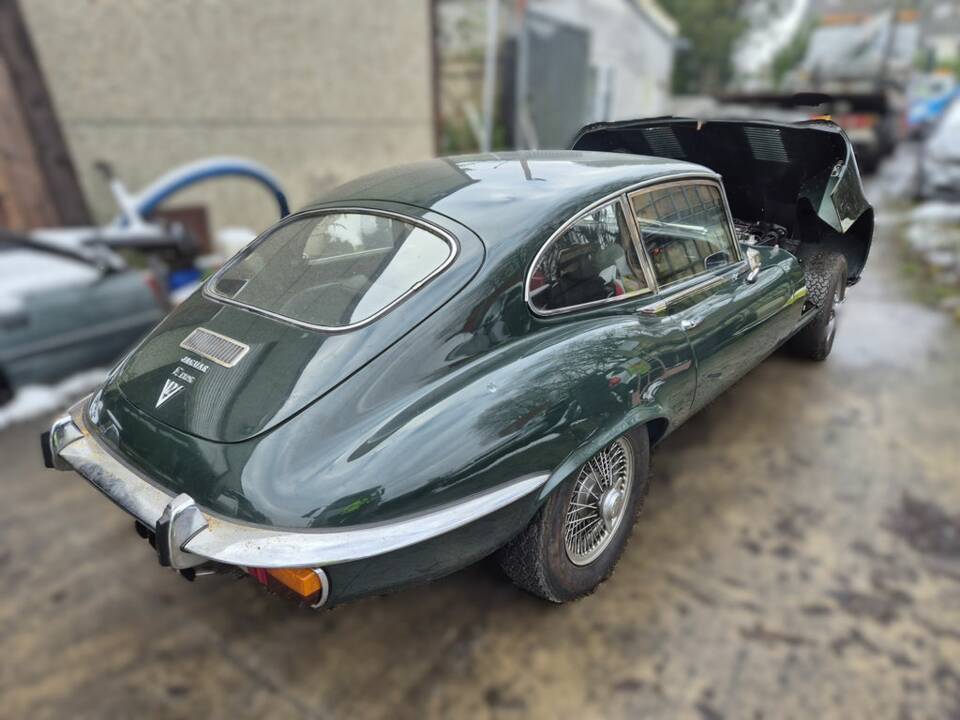 Image 5/8 of Jaguar Type E V12 (2+2) (1971)