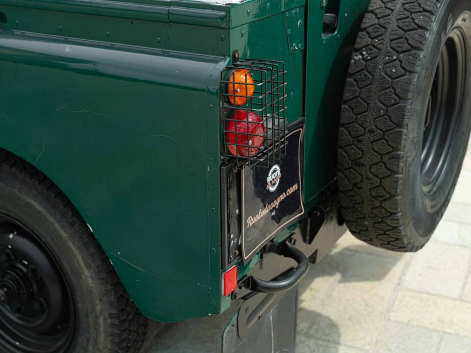 Obraz 27/50 pojazdu Land Rover 88 Lightweight (1977)