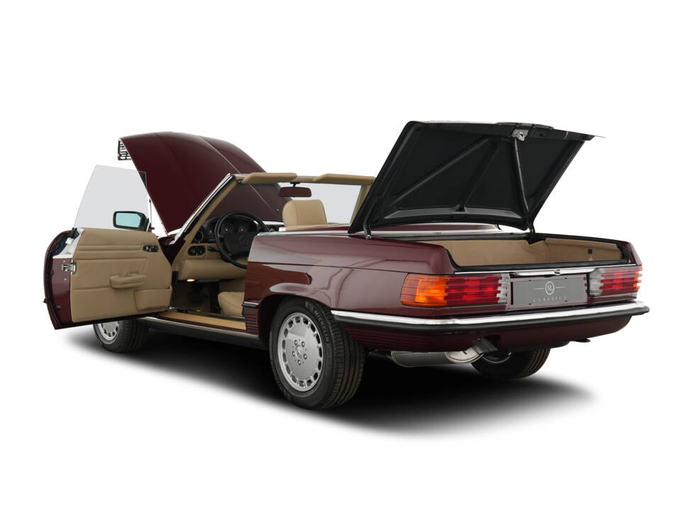 Image 10/43 of Mercedes-Benz 560 SL (1986)