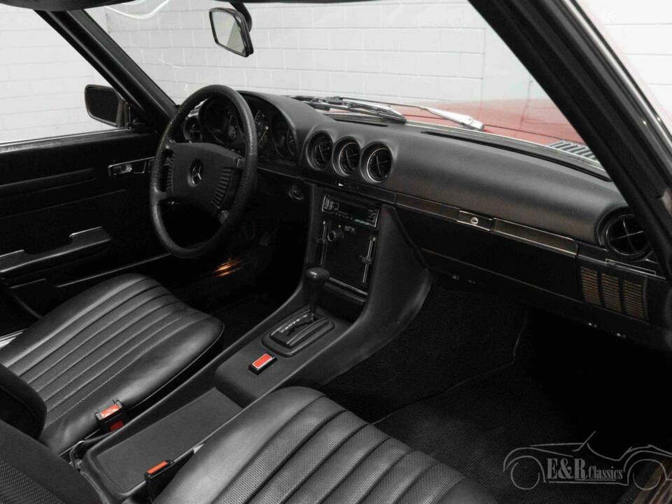 Image 10/19 of Mercedes-Benz 280 SL (1975)