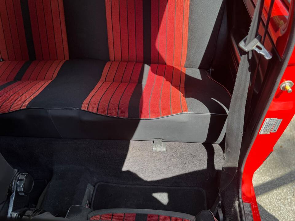 Immagine 22/31 di Volkswagen Golf I GTI 1.6 (1982)