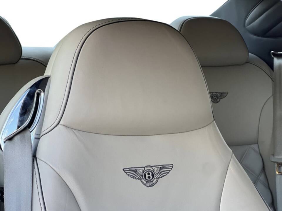 Immagine 23/38 di Bentley Brooklands (2008)