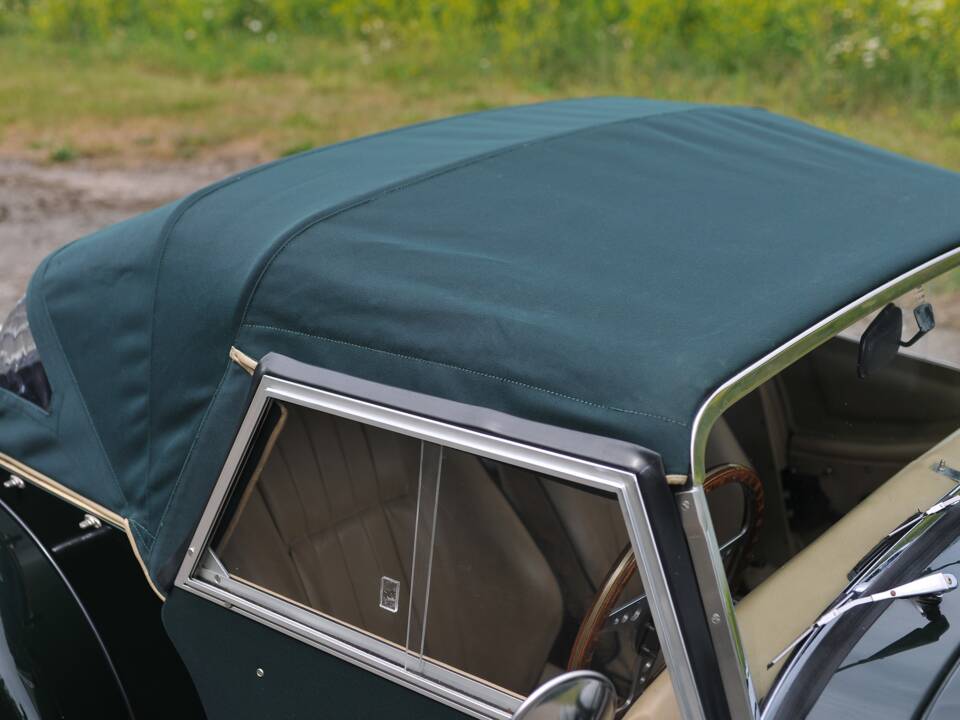 Imagen 34/36 de Morgan Plus 8 Inj. (1990)