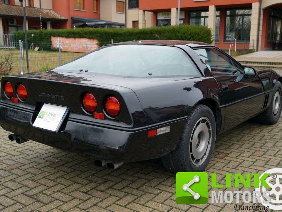 Image 7/10 of Chevrolet Corvette (1984)