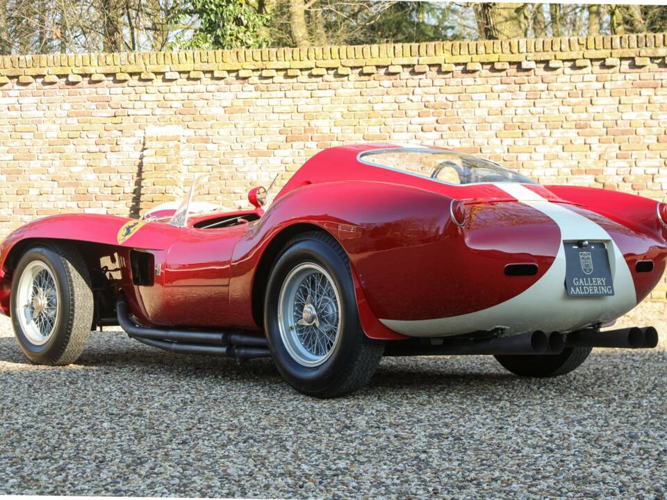 Afbeelding 36/50 van Ferrari 250 Testa Rossa (1961)