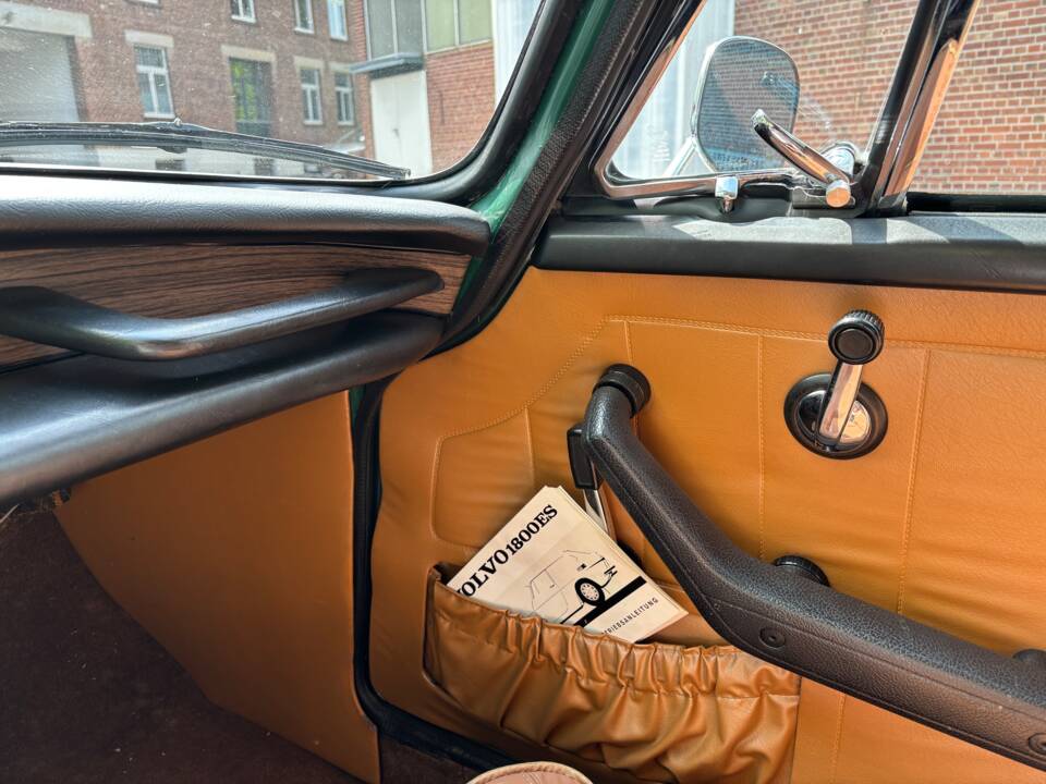 Bild 10/10 von Volvo 1800 ES (1972)