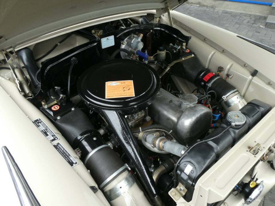 Image 15/25 of Mercedes-Benz 219 (1956)