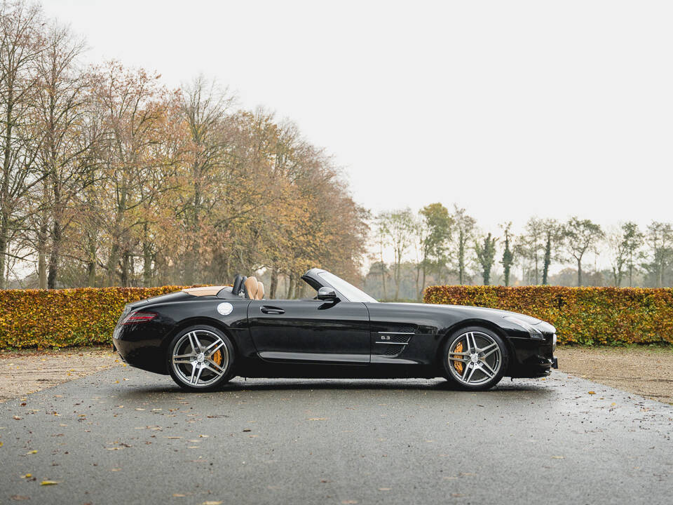 Image 22/100 of Mercedes-Benz SLS AMG Roadster (2011)