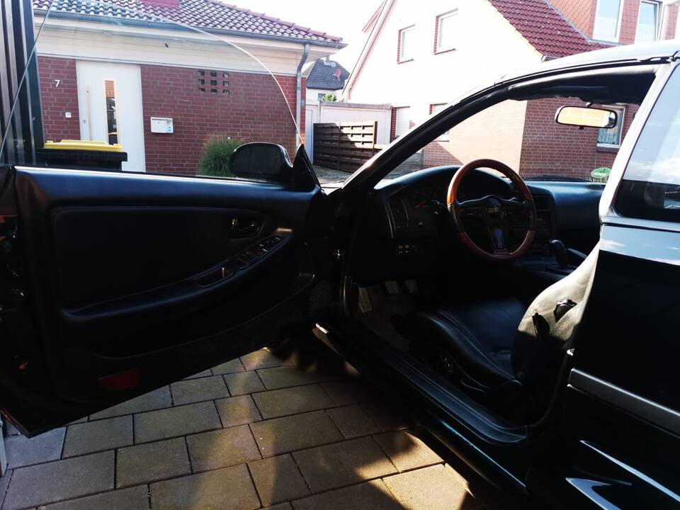 Image 8/13 of Toyota MR2 (1990)