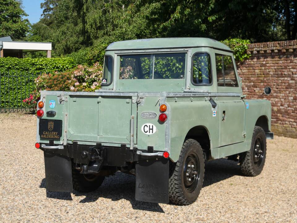 Image 24/50 of Land Rover 88 (1965)