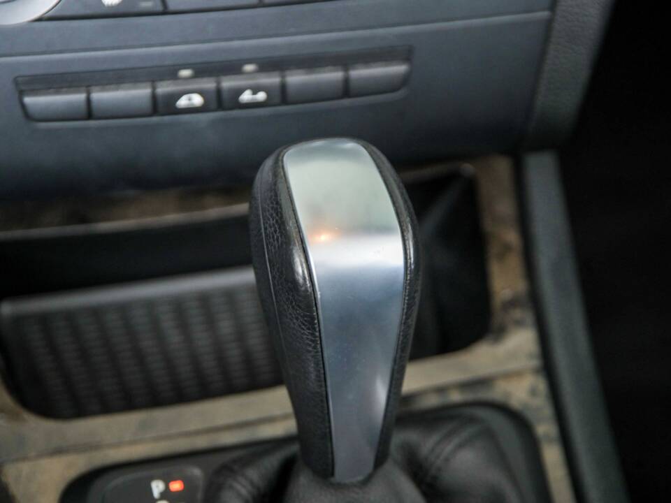 Immagine 33/50 di BMW 125i (2011)