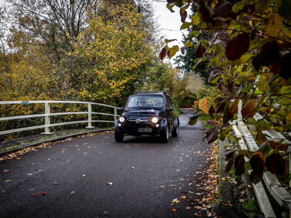 Image 28/45 of FIAT 500 L (1972)