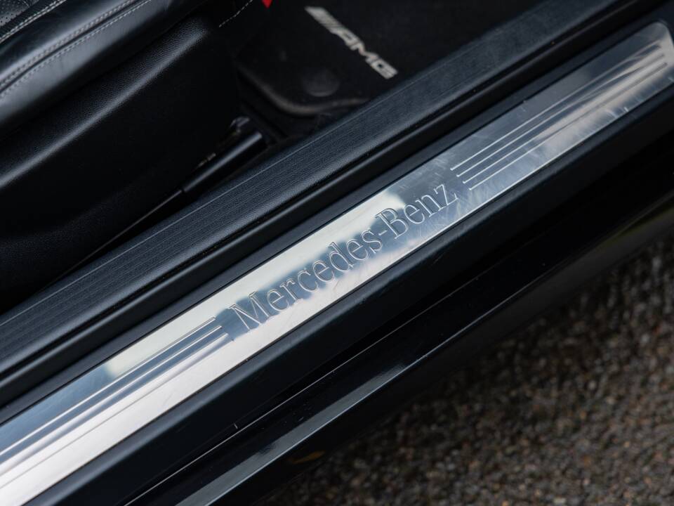 Bild 26/44 von Mercedes-Benz E 500 (2010)