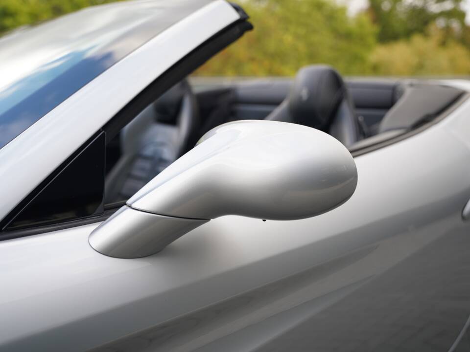 Bild 36/50 von Ferrari California T (2015)