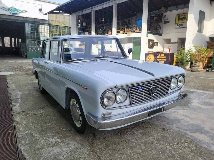 Image 7/39 of Lancia Fulvia 2C (1965)