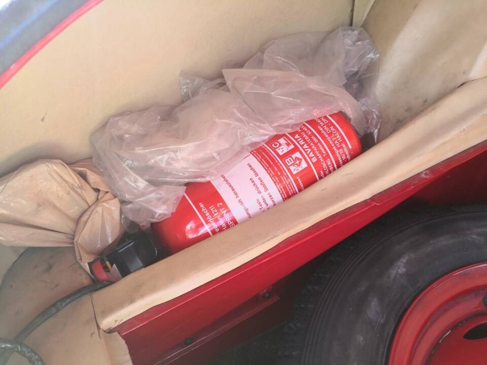 Immagine 20/58 di BMW 503 (1959)