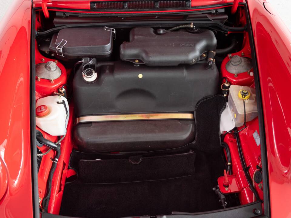 Image 36/40 of Porsche 911 Carrera RS (1992)