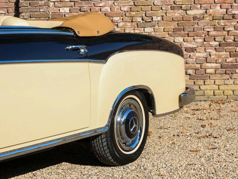Imagen 26/50 de Mercedes-Benz 220 S Cabriolet (1956)