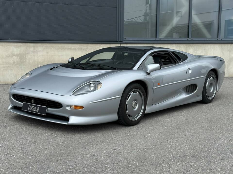 Bild 47/55 von Jaguar XJ 220 (1993)
