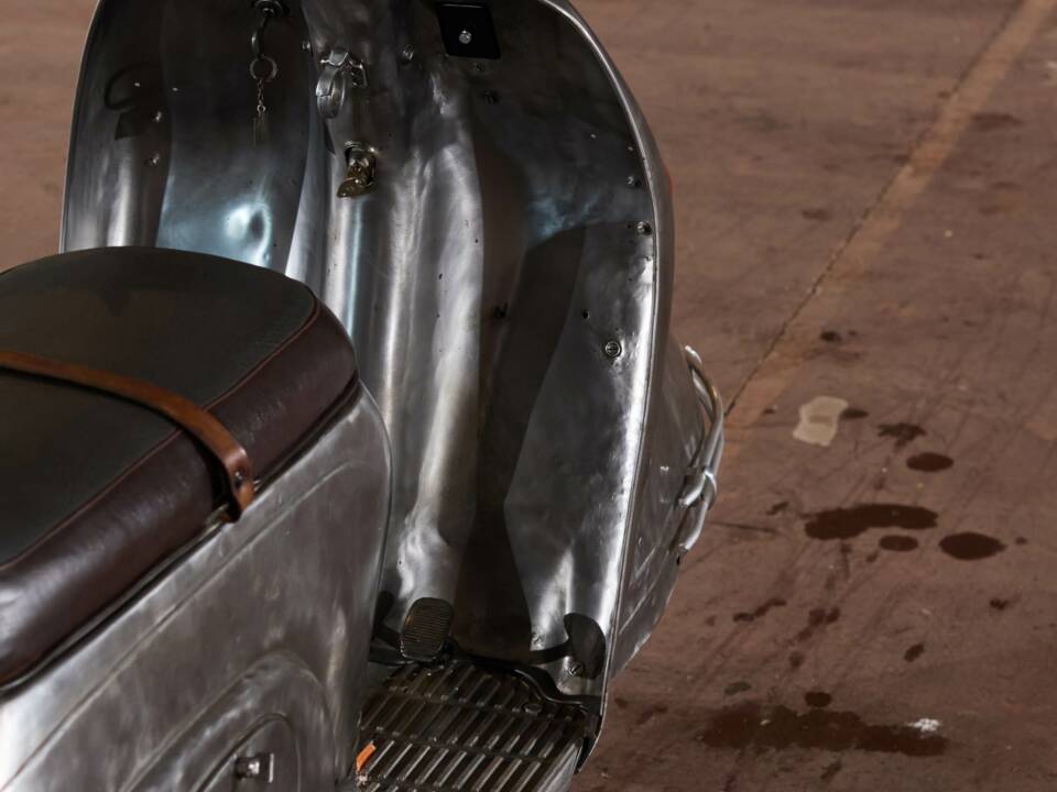 Immagine 15/19 di Heinkel Tourist 103 A1 (1959)